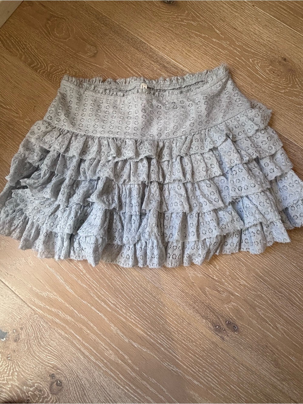 American Eagle Outfitters Tiered Eyelet Mini Skirt - Light Gray
